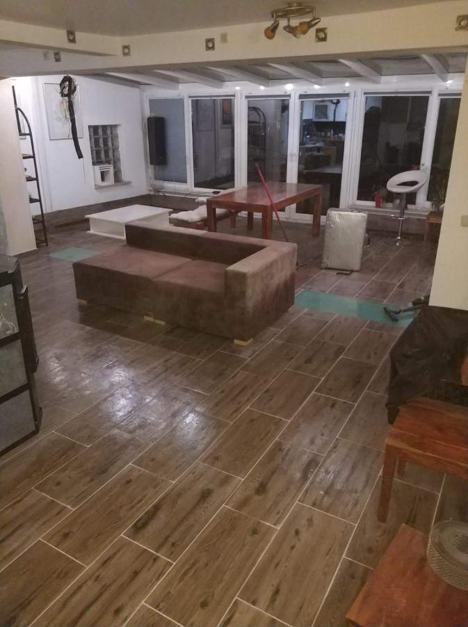 Wohlfuehloase - Zimmer, Appartment - Im Herzen Starnbergs Ngoại thất bức ảnh